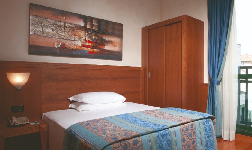 Camera singola Hotel Raffaello Milano Camera singola Hotel Raffaello Milano