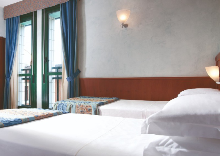 Camera twin Hotel Raffaello Milano Camera twin Hotel Raffaello Milano