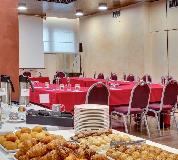 Riunioni ed Eventi Hotel Raffaello Milano Riunioni ed Eventi Hotel Raffaello Milano